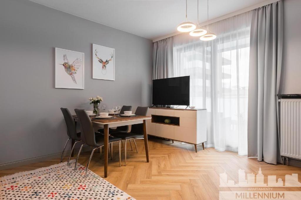 Millennium Port Gold Apartment Warsaw Exterior photo